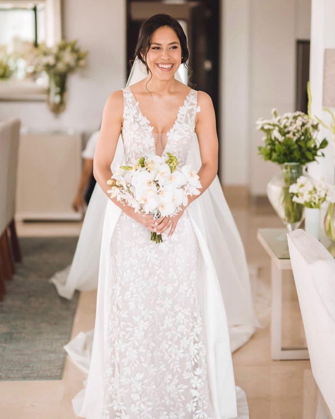 Chic Nostalgia Wedding Dress - Lizze