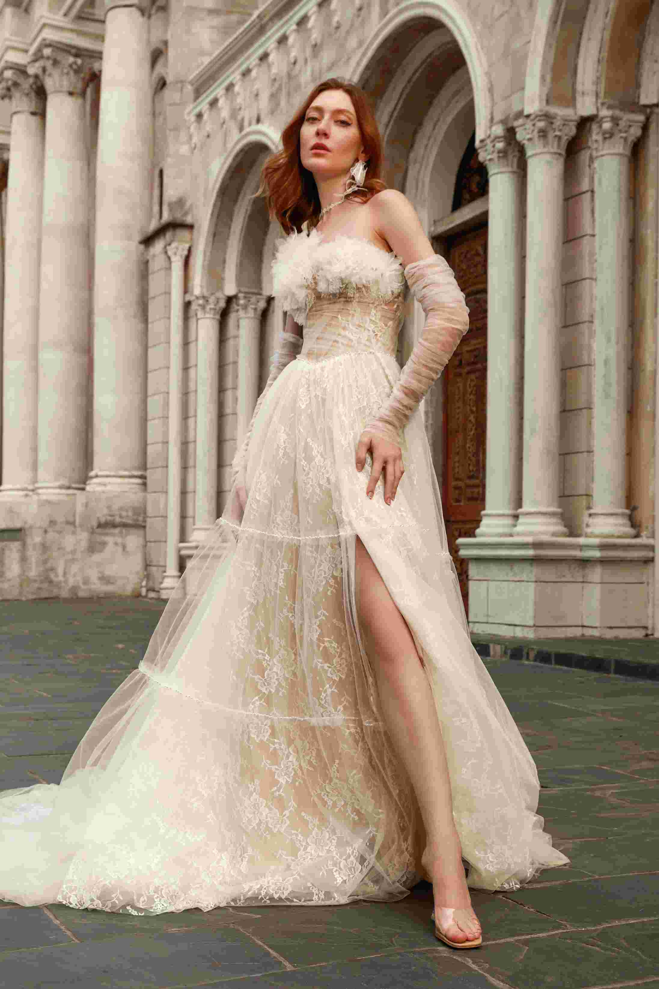 Zariya Airy/Hoopless lightweight A-line wedding dress front view with Guipure lace